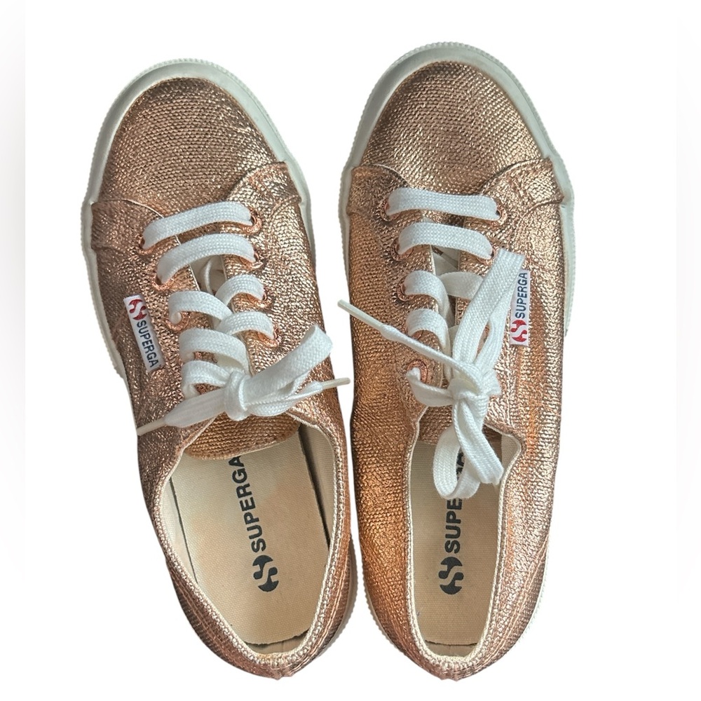 Superga Women’s Metallic Rose Gold Sneakers Size 6.5
